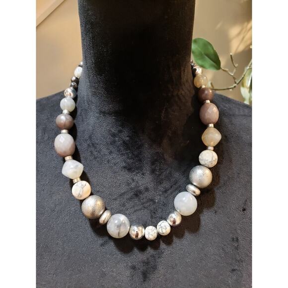 Women's Chunky Mixed Bead Statement Necklace Neutral Tones Lobster Clasp - Picture 1 of 5